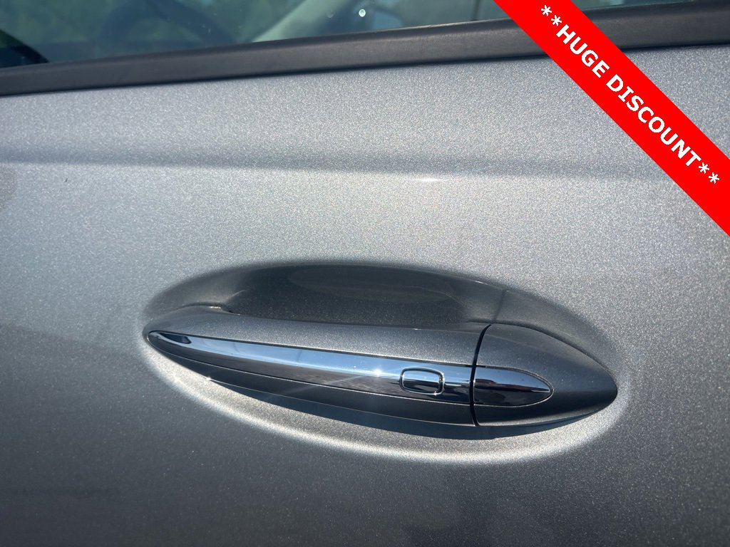 New 2026 Buick Encore GX Sport Touring w/ Black Roof Package image 6