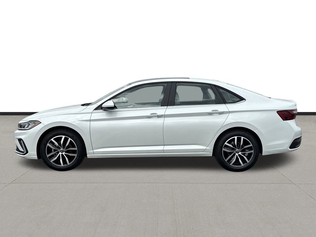 New 2026 Volkswagen Jetta SE FWD image 8