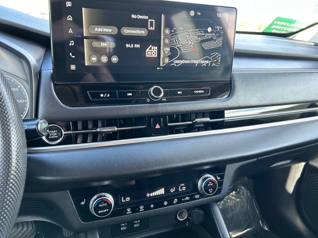 Used 2025 Mitsubishi Outlander ES AWD/4WD image 12