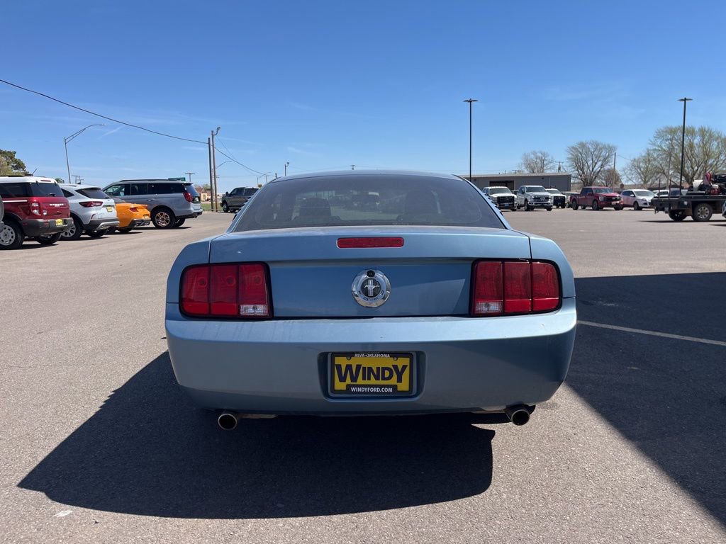 Used 2005 Ford Mustang Coupe RWD image 7
