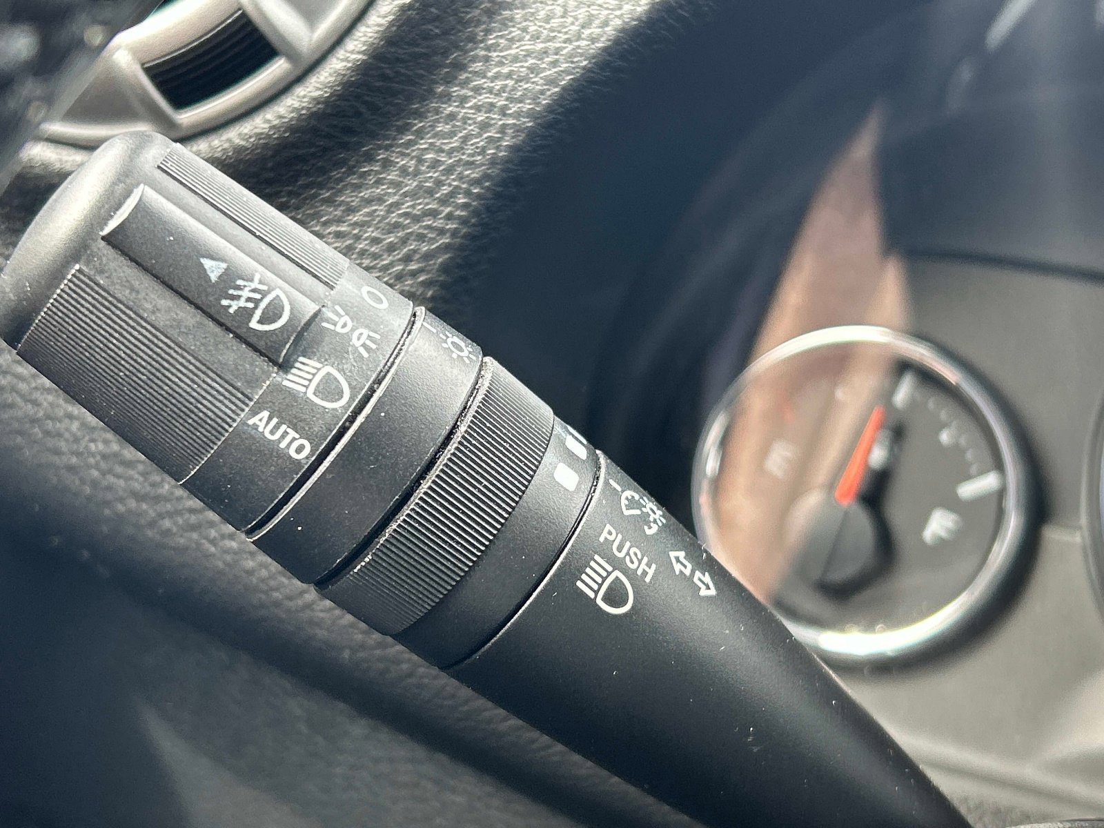 Used 2015 Jeep Wrangler Unlimited Sahara w/ Connectivity Group image 26