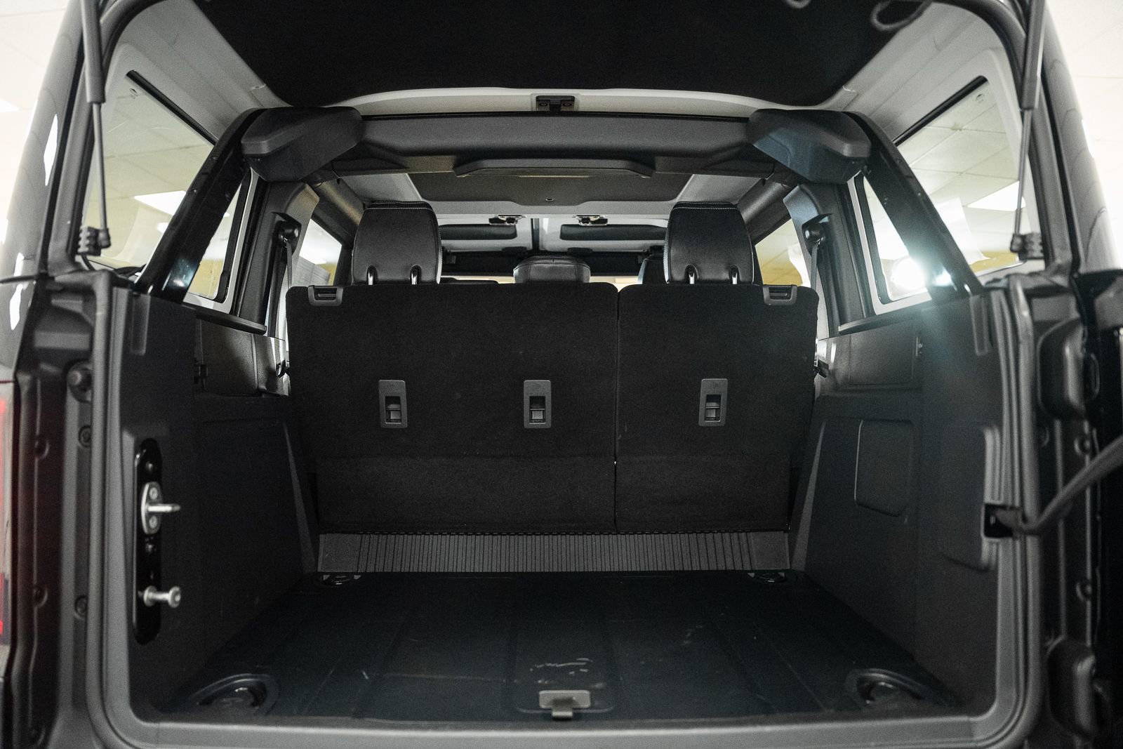 Certified 2025 Ford Bronco Badlands image 25