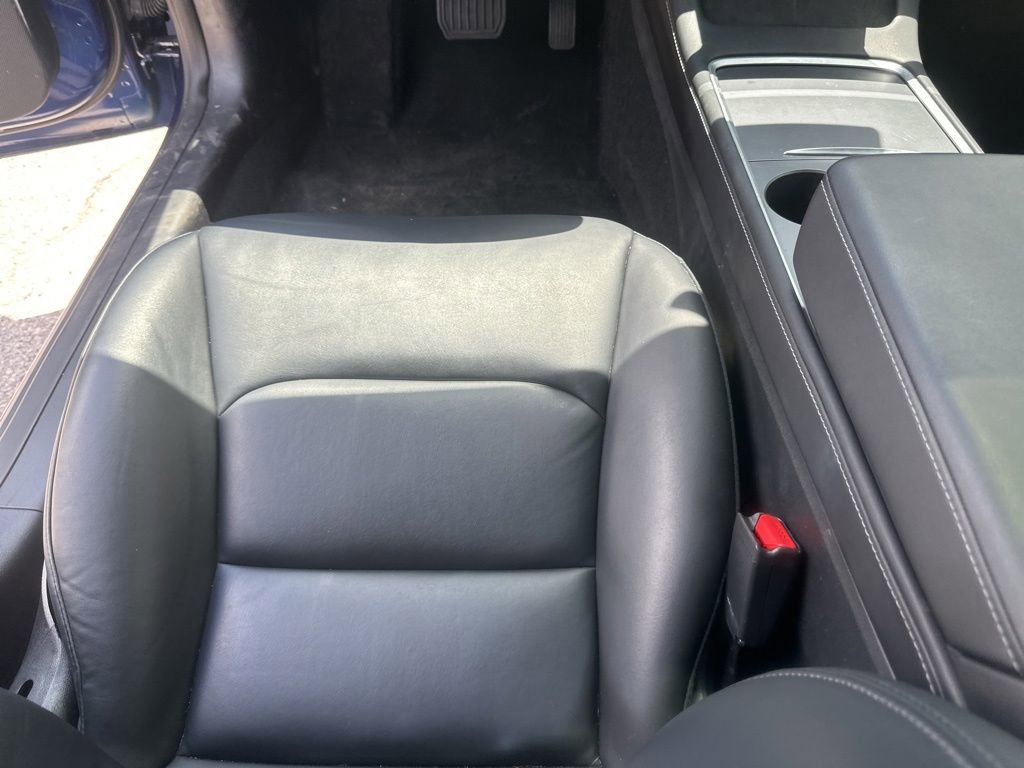 Used 2022 Tesla Model 3 Long Range AWD/4WD image 9