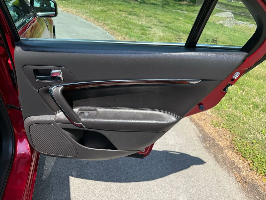 Used 2012 Lincoln MKZ FWD image 34