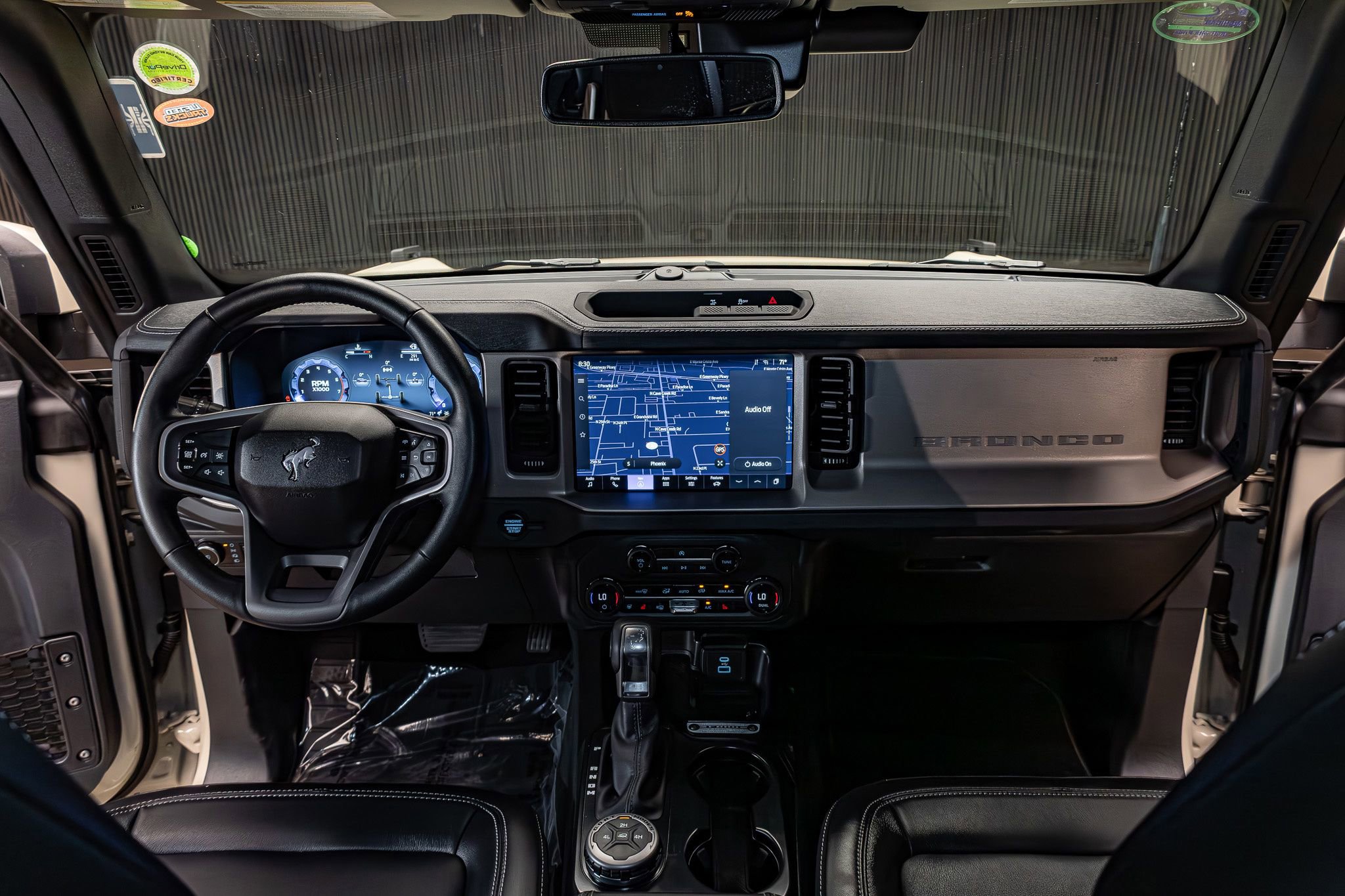 Used 2025 Ford Bronco Outer Banks image 15