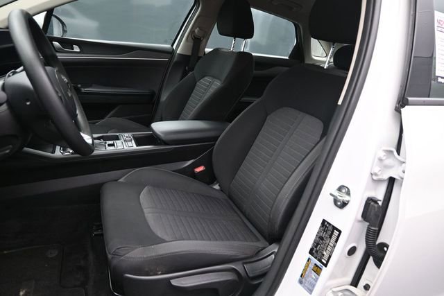 Used 2025 Kia K5 LXS FWD image 15