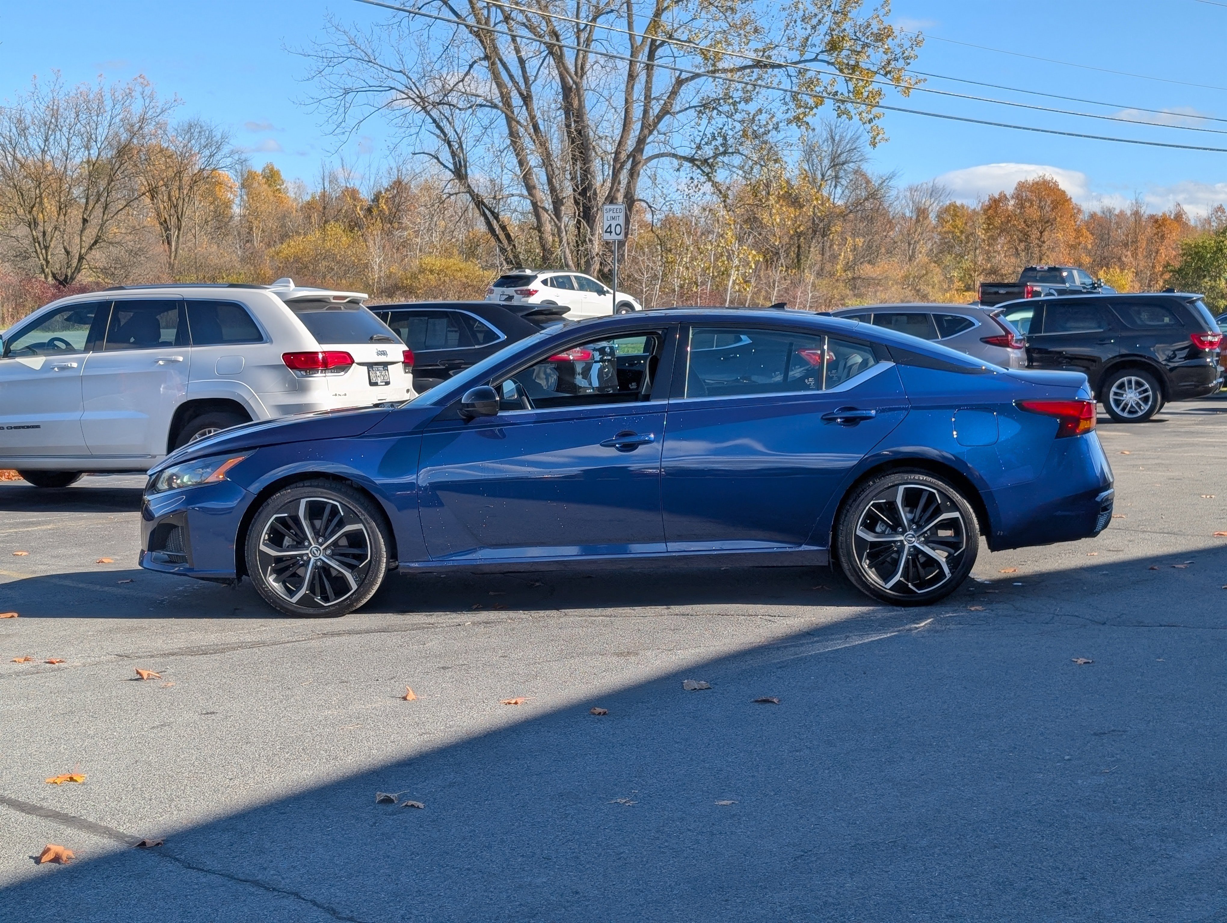 Used 2023 Nissan Altima 2.5 SR image 7