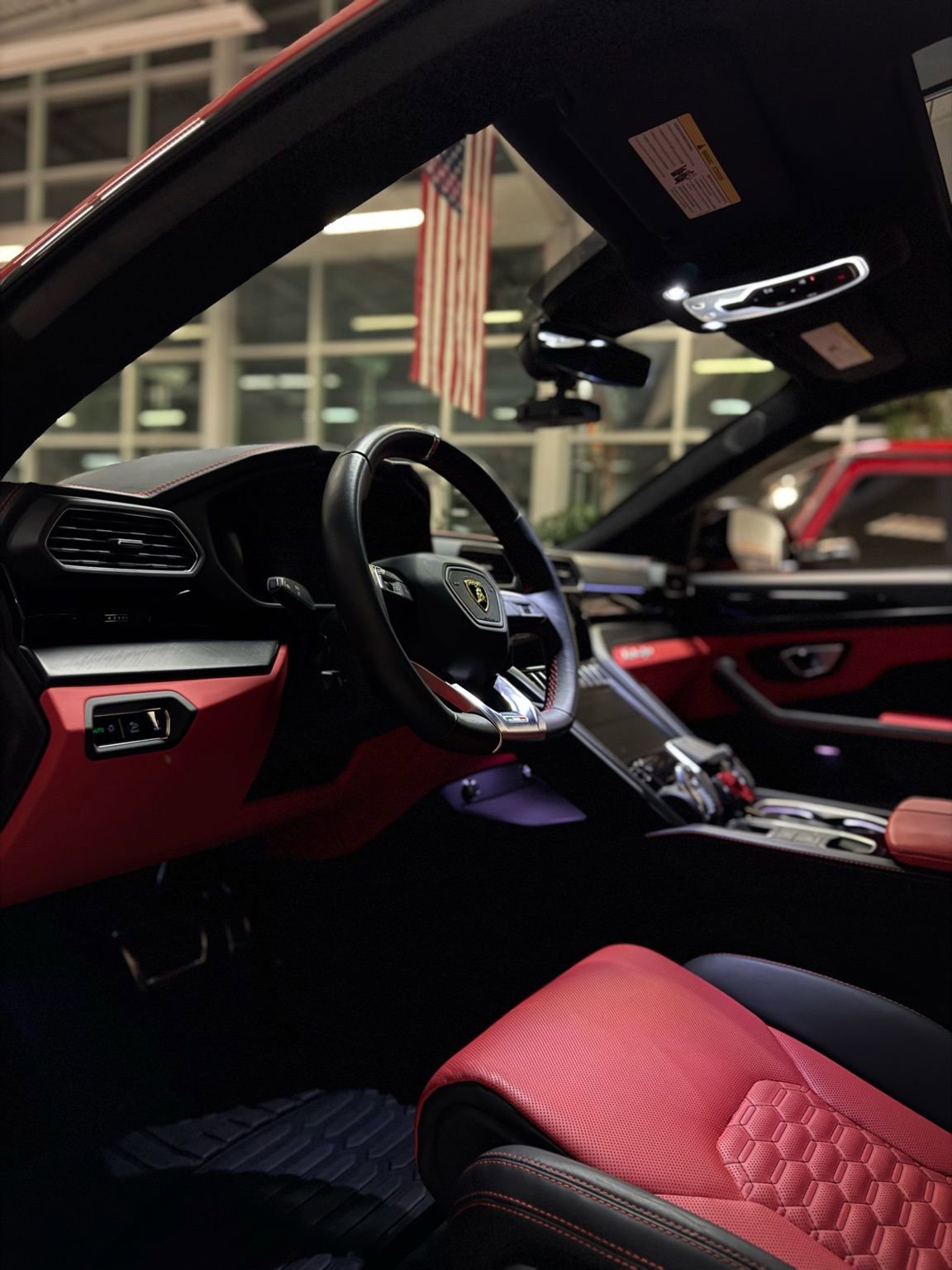 Used 2022 Lamborghini Urus image 31