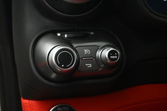 Used 2020 Ferrari Portofino RWD image 49