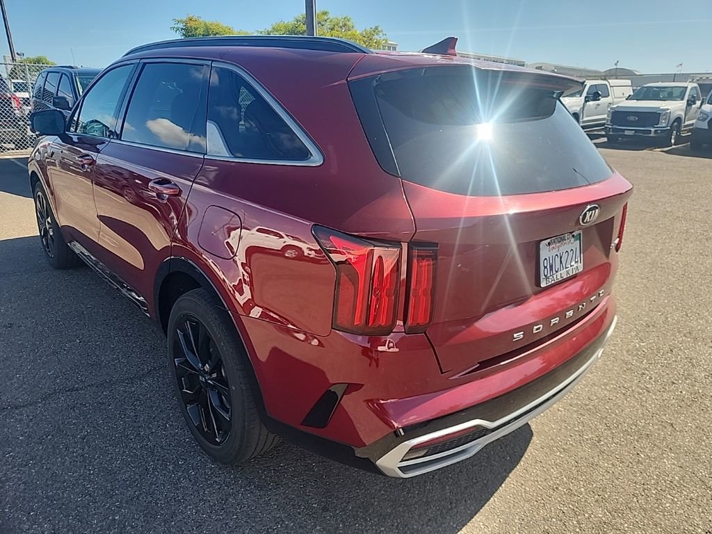 Certified 2021 Kia Sorento SX FWD image 12