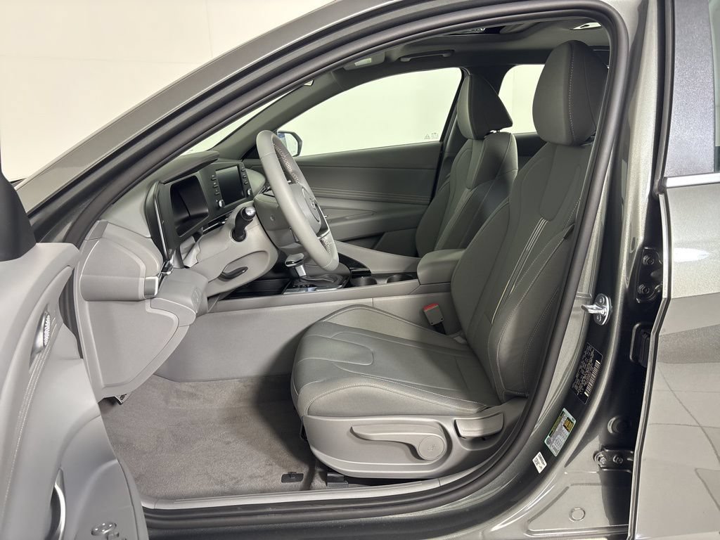 New 2026 Hyundai Elantra SEL Sport Premium FWD image 14