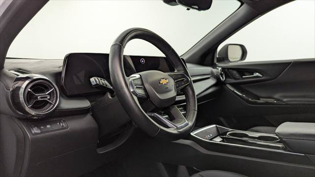 Used 2025 Chevrolet Equinox LT w/ Convenience Package II FWD image 23