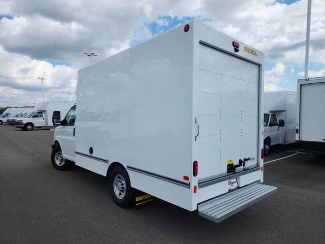 New 2026 Chevrolet Express 3500 w/ Power Convenience Package RWD image 6