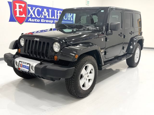 Used 2012 Jeep Wrangler Unlimited Sahara w/ Connectivity Group AWD/4WD image 6