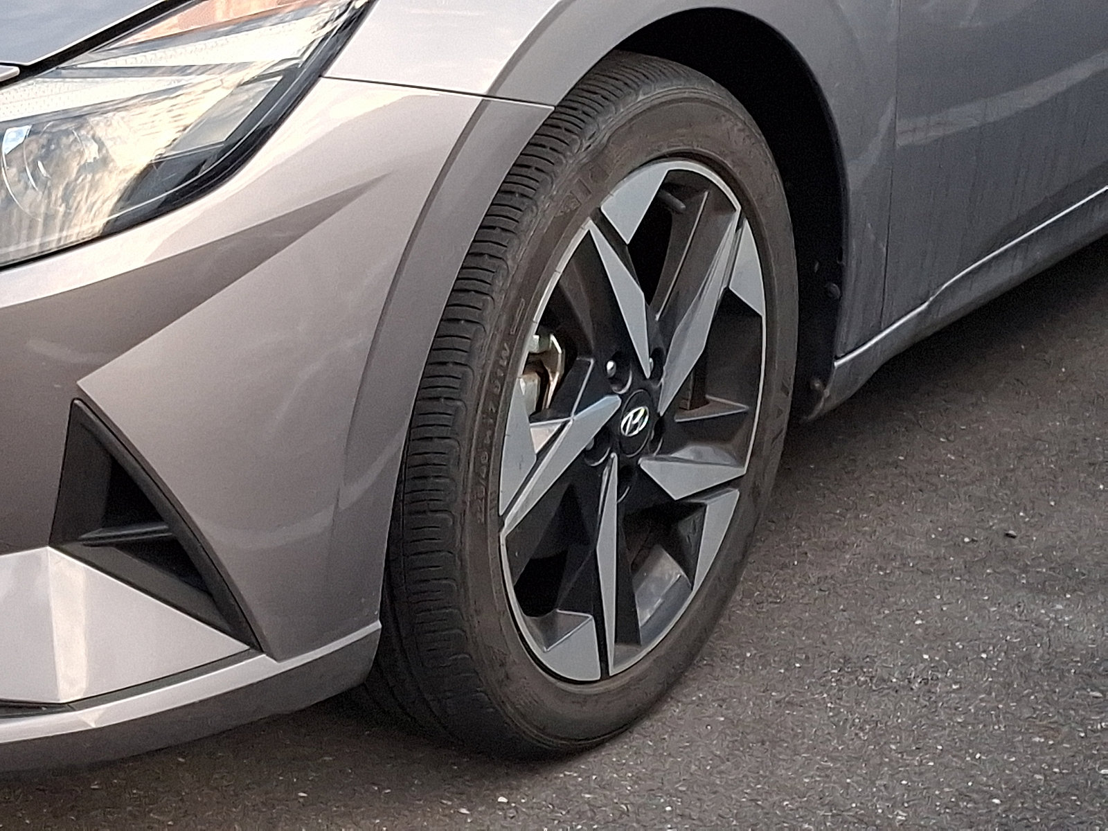 Used 2023 Hyundai Elantra SEL w/ Convenience Package image 7