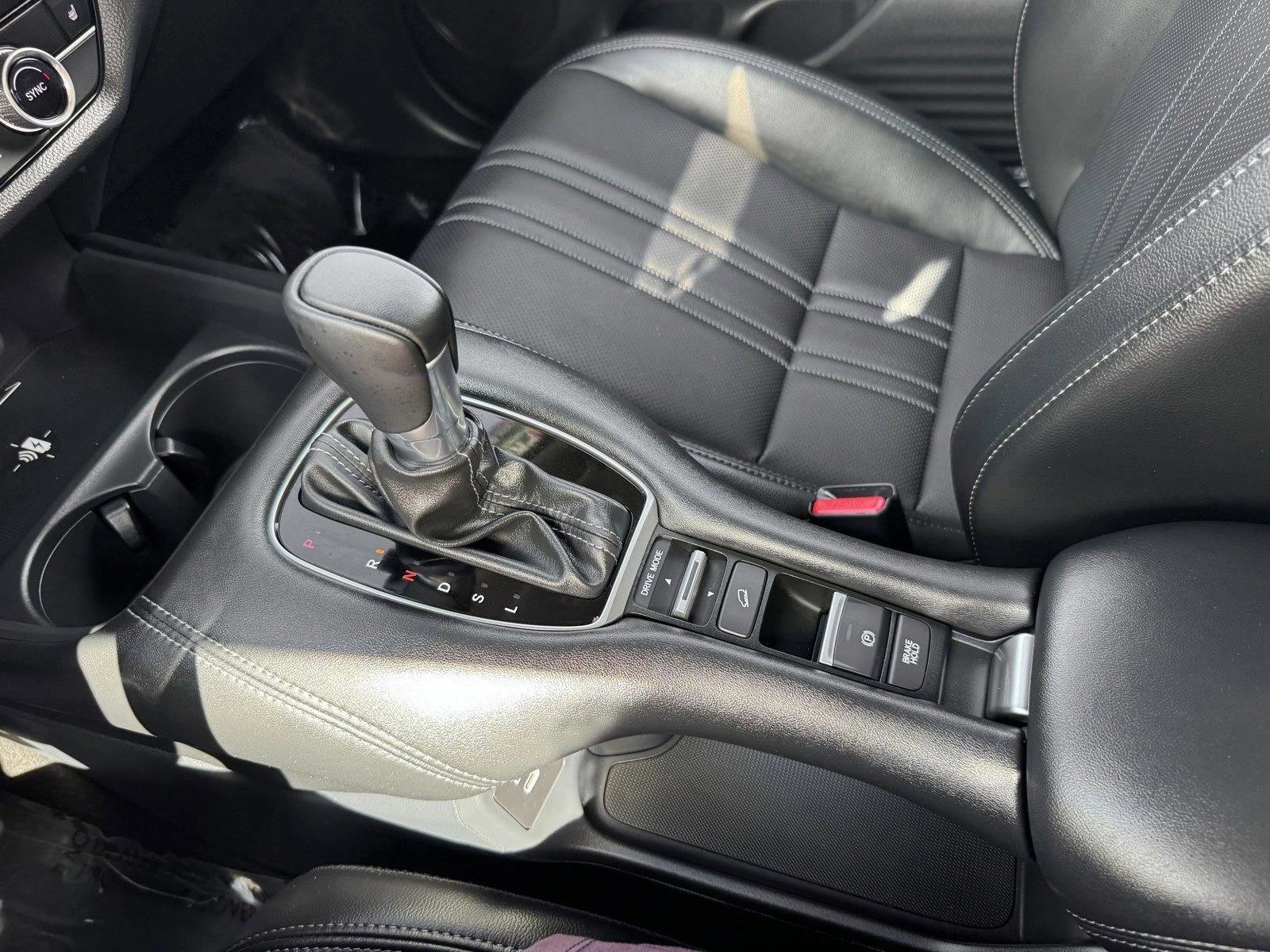 Used 2026 Honda HR-V EX-L image 16