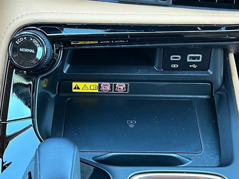 Used 2025 Lexus NX 250 FWD w/ Accessory Package (Z2) image 30