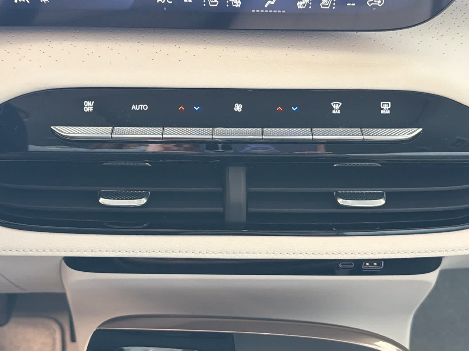 New 2026 Buick Enclave Avenir w/ Super Cruise Package FWD image 49