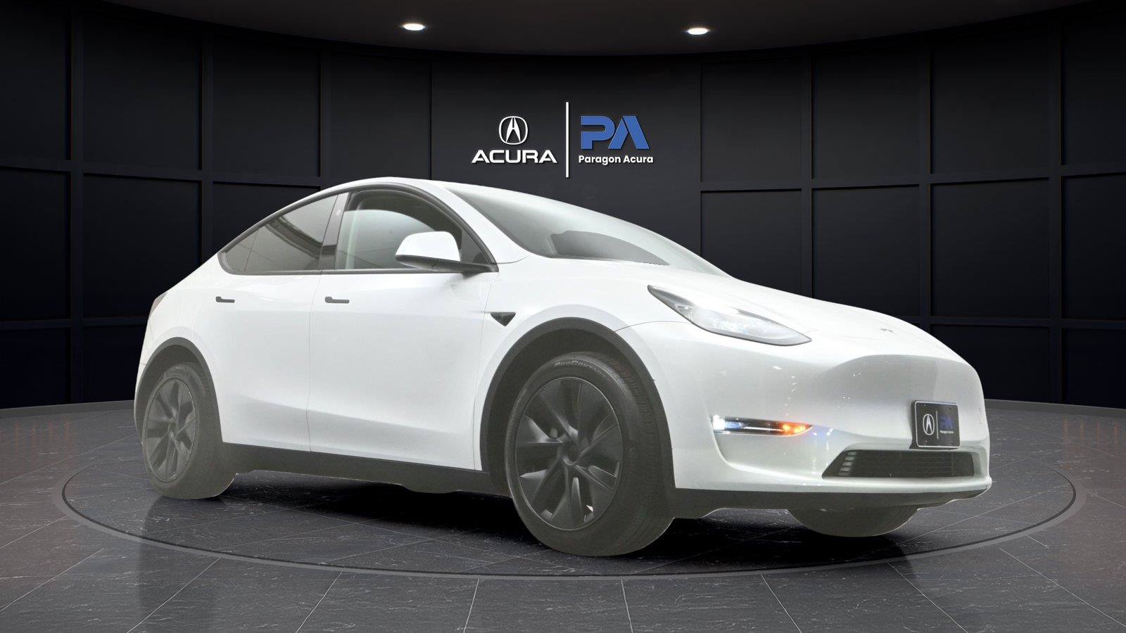 Used 2024 Tesla Model Y Long Range AWD/4WD image 26