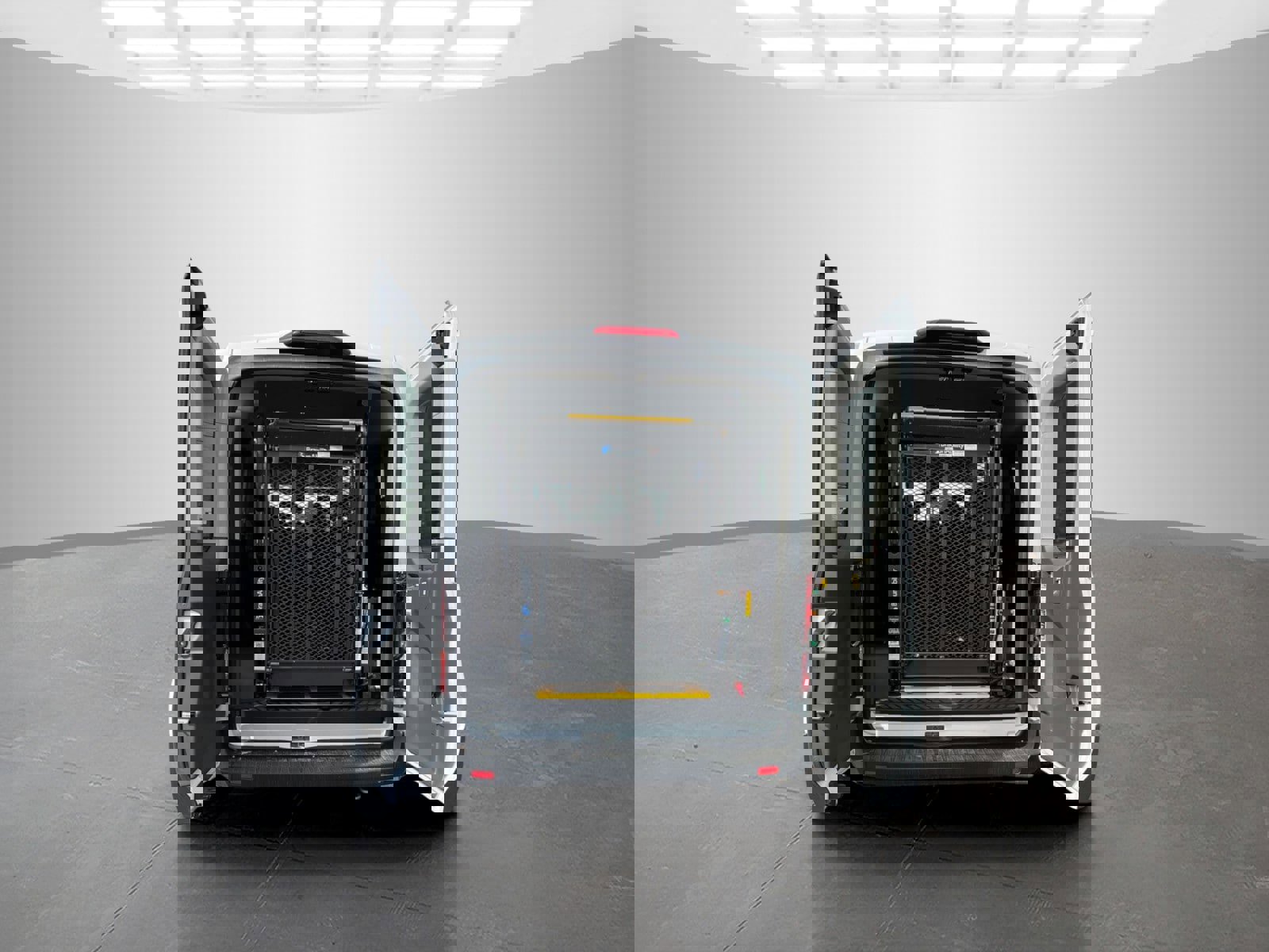 Used 2025 Ford Transit 350 XL image 5