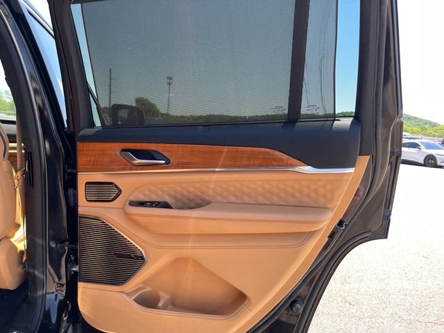 Used 2021 Jeep Grand Cherokee L Summit AWD/4WD image 40