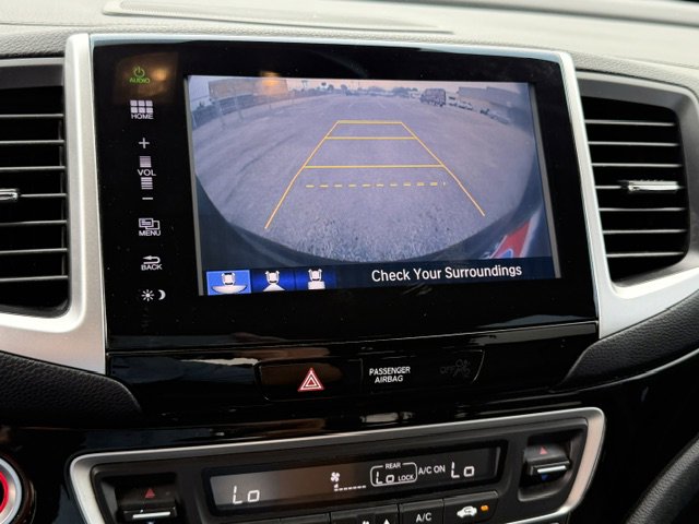 Used 2016 Honda Pilot Touring image 15