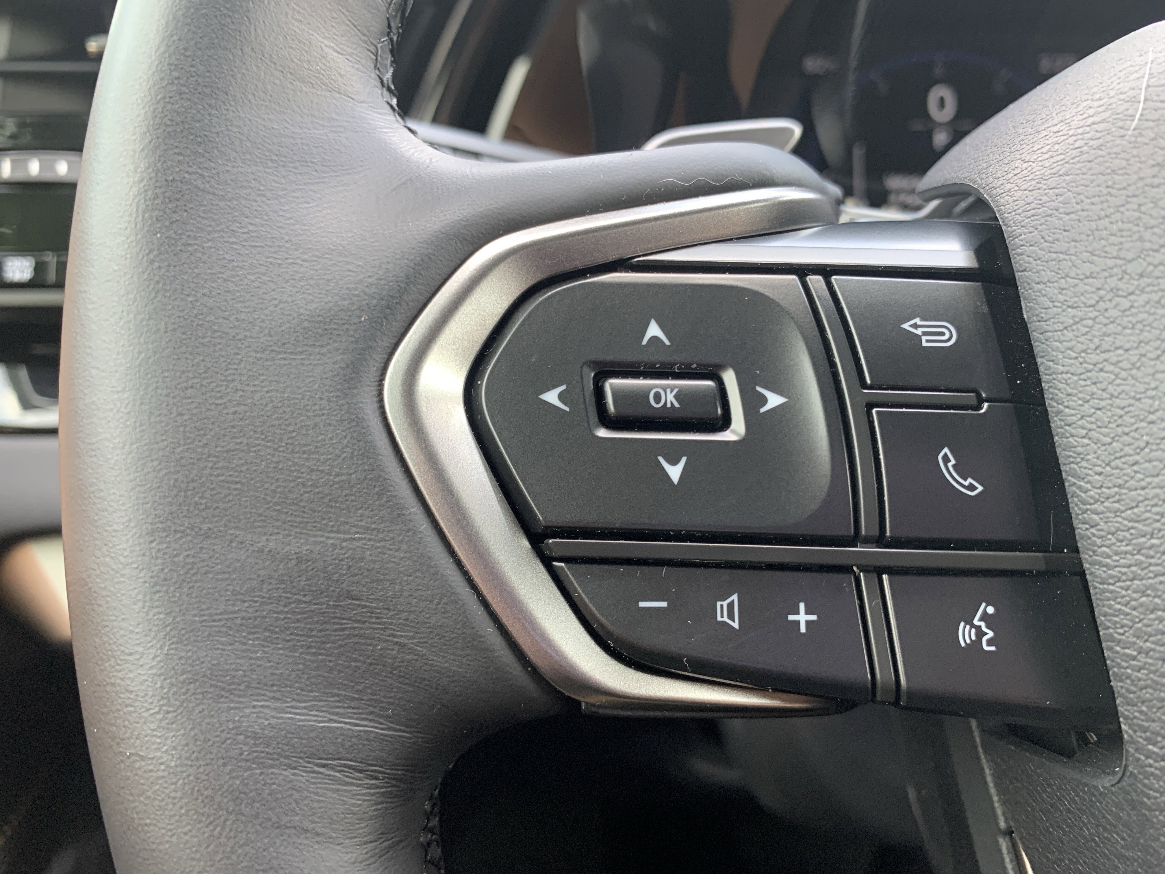 Used 2025 Lexus RX 350 Premium FWD image 19