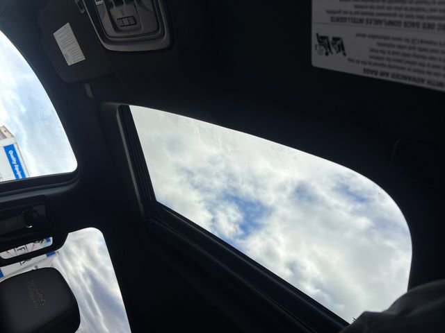 Used 2025 Chevrolet Silverado 3500 High Country w/ High Country Premium Package image 25