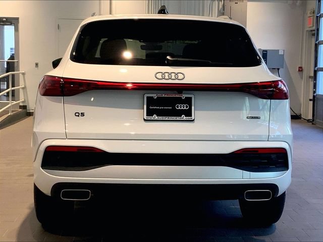 Certified 2025 Audi Q5 Premium w/ Convenience Package AWD/4WD image 6