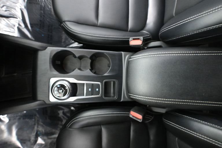 Used 2024 Ford Escape Platinum image 31