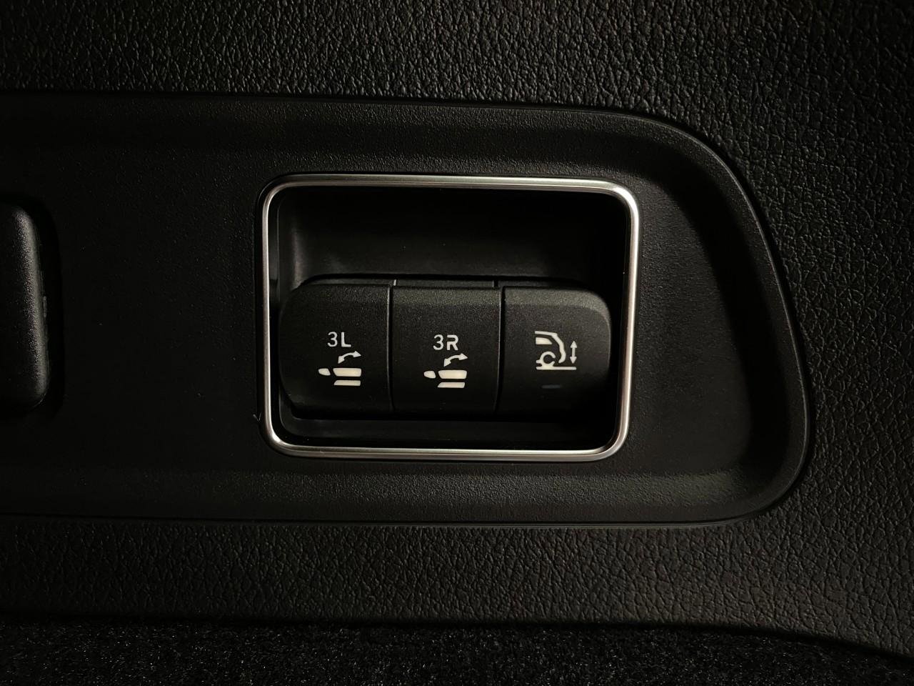 New 2026 Mercedes-Benz GLS 450 4MATIC image 7