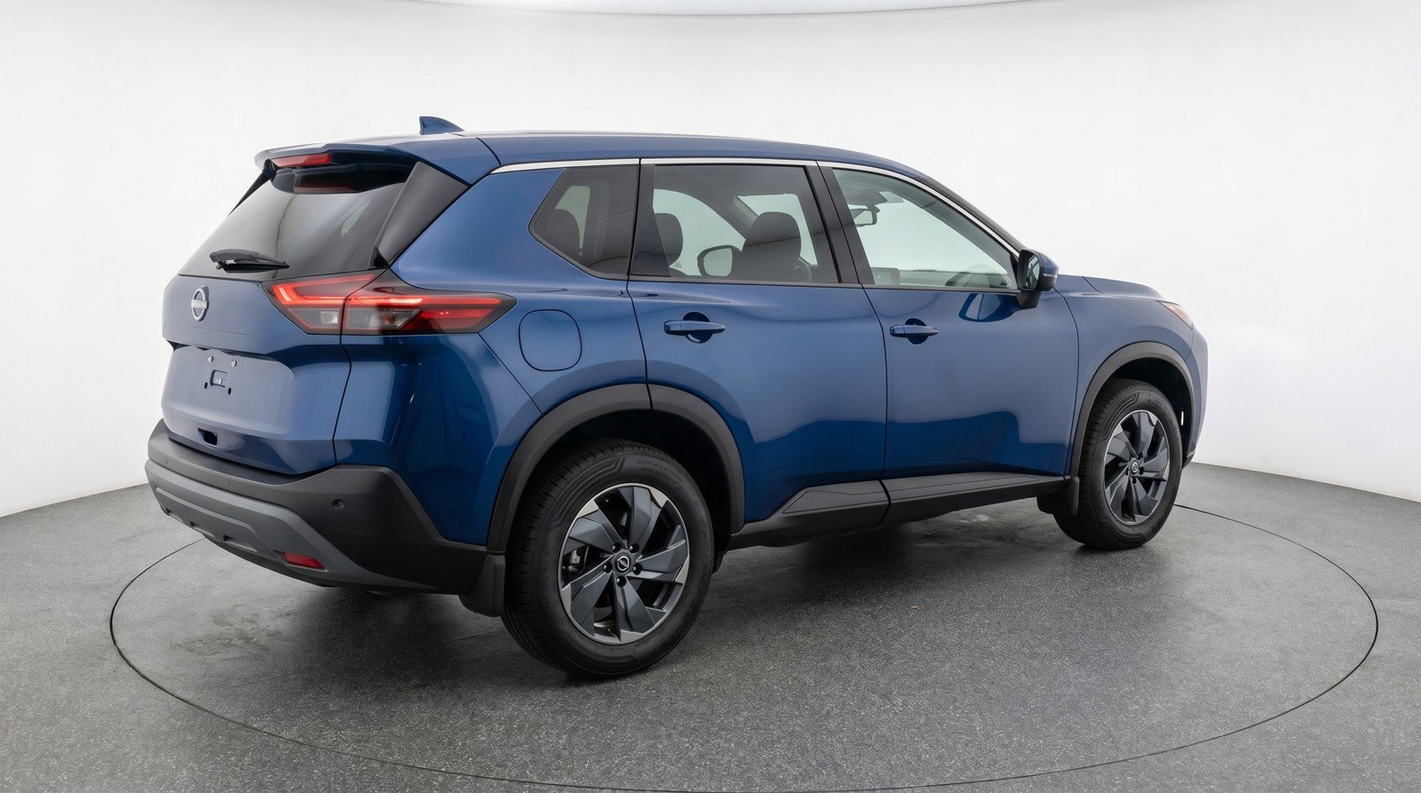 Used 2025 Nissan Rogue SV AWD/4WD image 9