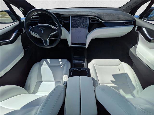 Used 2017 Tesla Model X 90D image 18