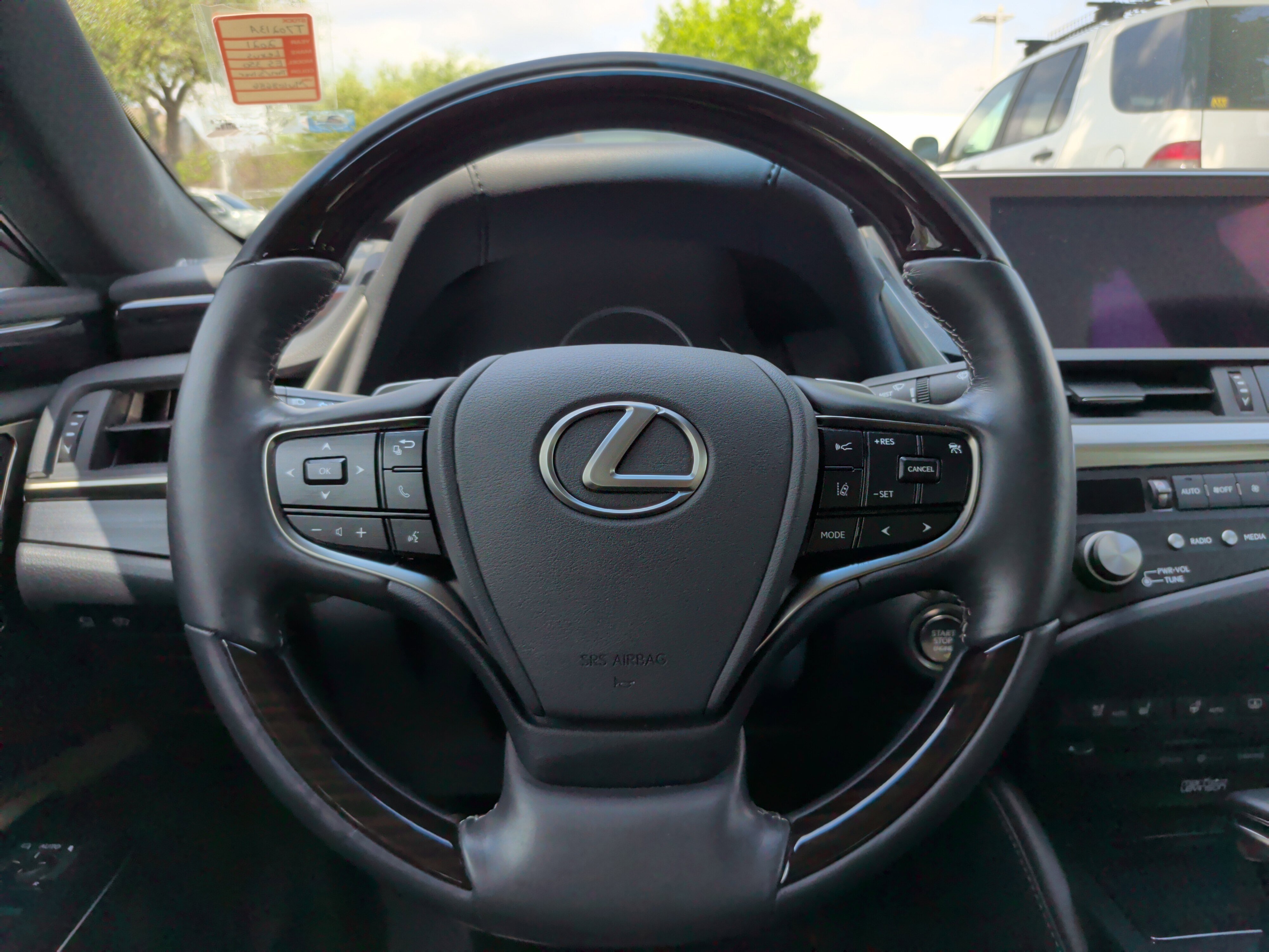 Used 2021 Lexus ES 350 Ultra Luxury w/ Accessory Package 2 image 20
