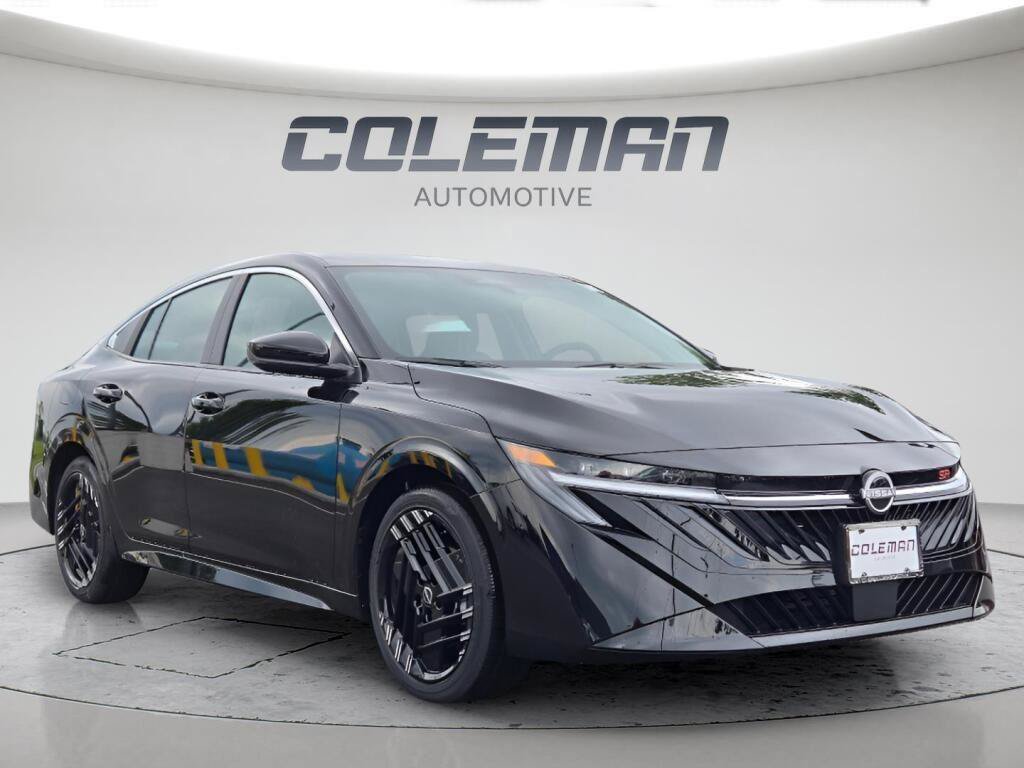 New 2026 Nissan Sentra SR w/ SR All Weather Package FWD image 3
