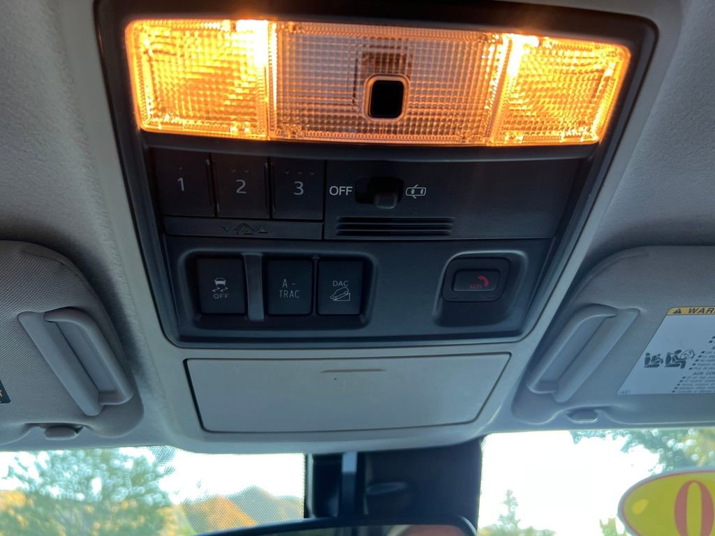 Used 2020 Toyota 4Runner SR5 Premium image 24