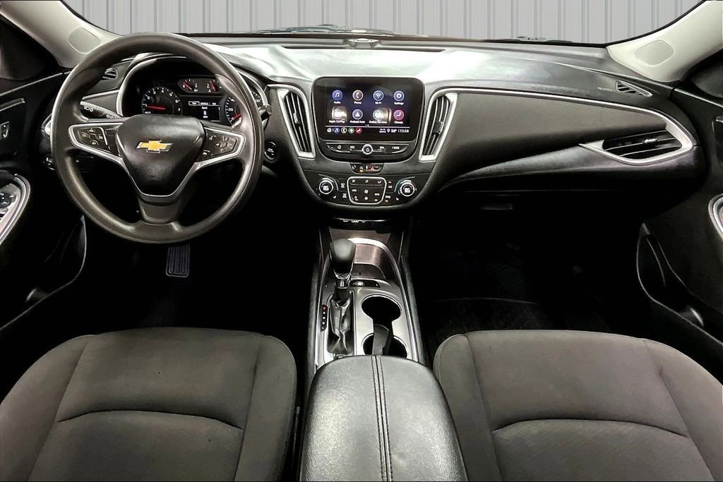 Used 2022 Chevrolet Malibu LT FWD image 7