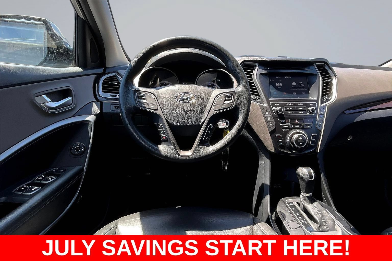 Used 2019 Hyundai Santa Fe XL SE FWD image 11