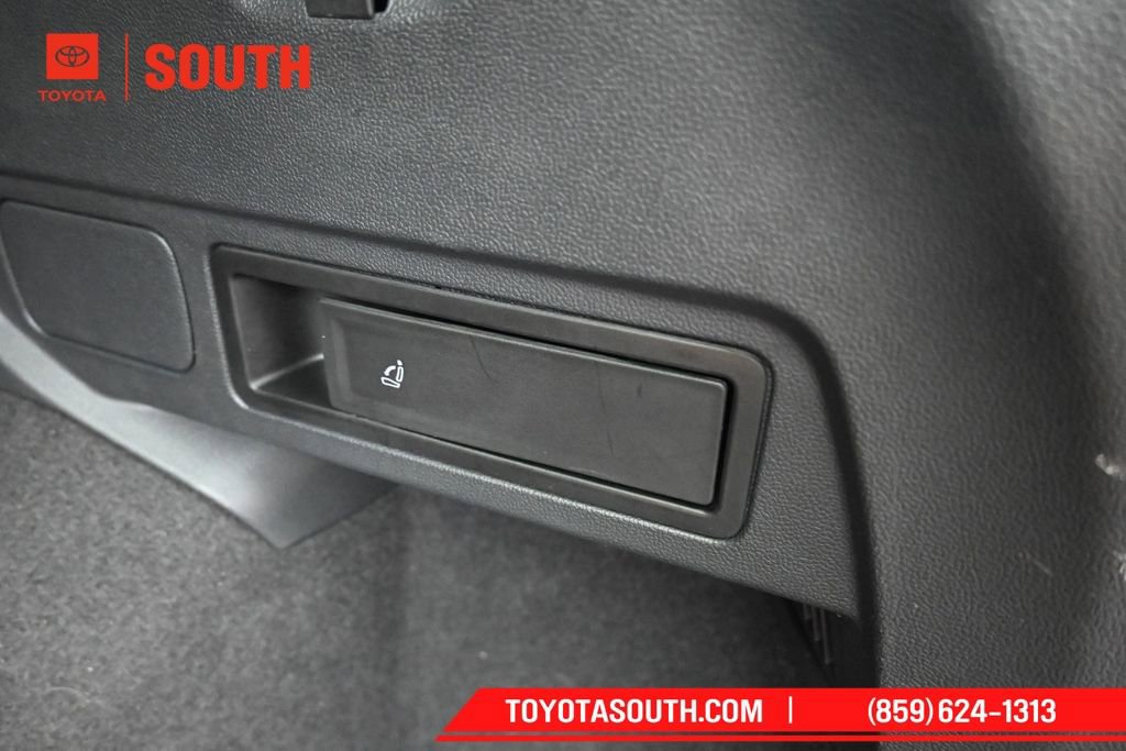 Used 2019 Volkswagen Tiguan SE AWD/4WD image 30