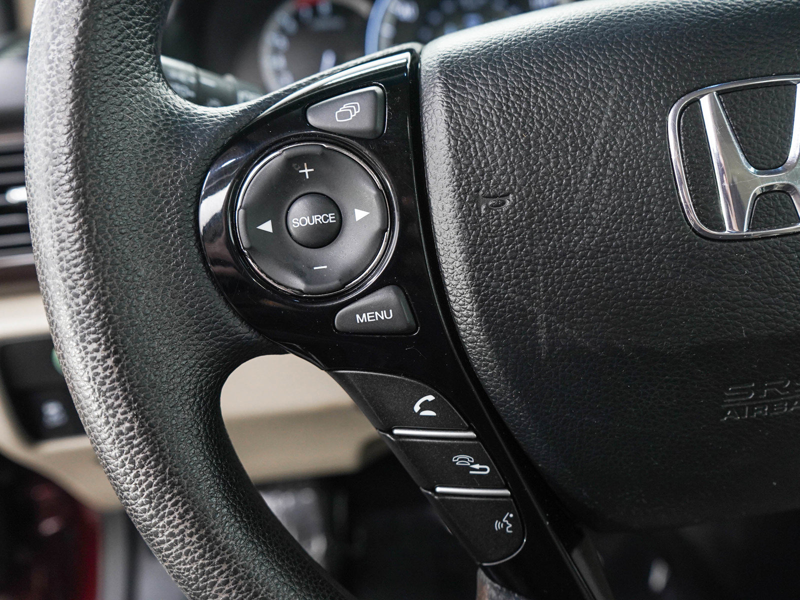 Used 2017 Honda Accord EX image 23