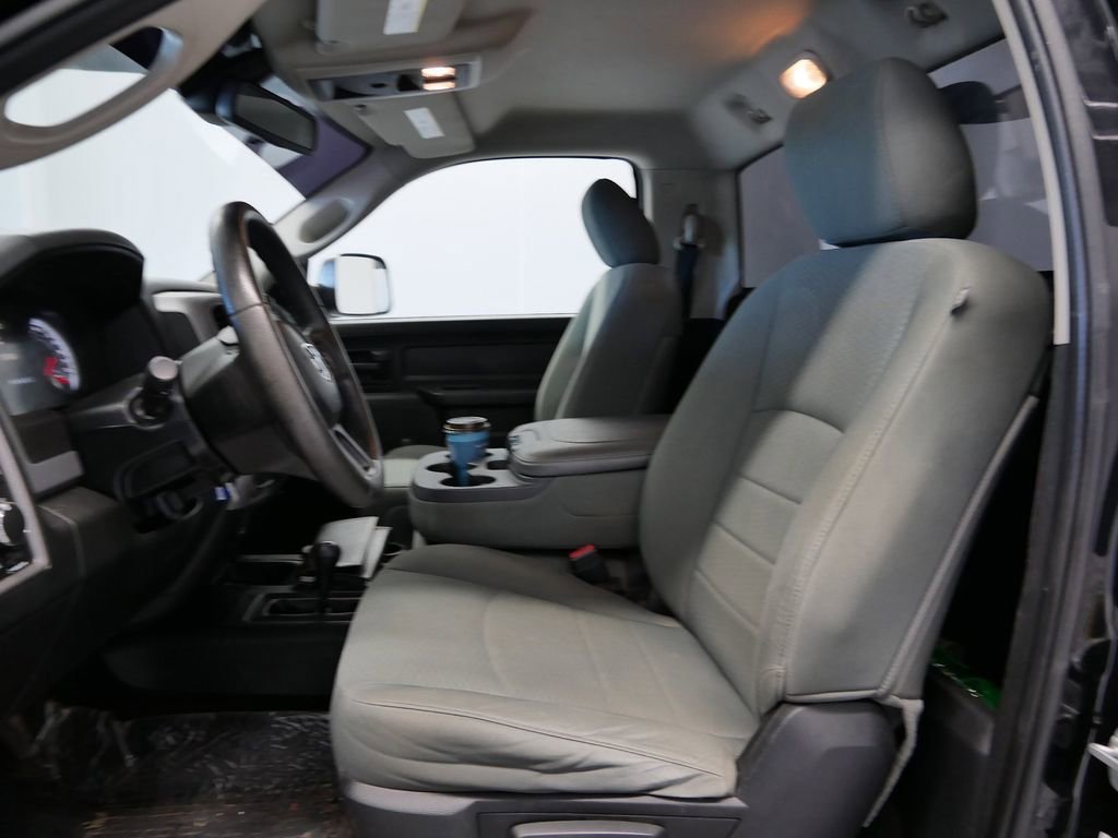 Used 2014 RAM 2500 Tradesman w/ Chrome Appearance Group image 20