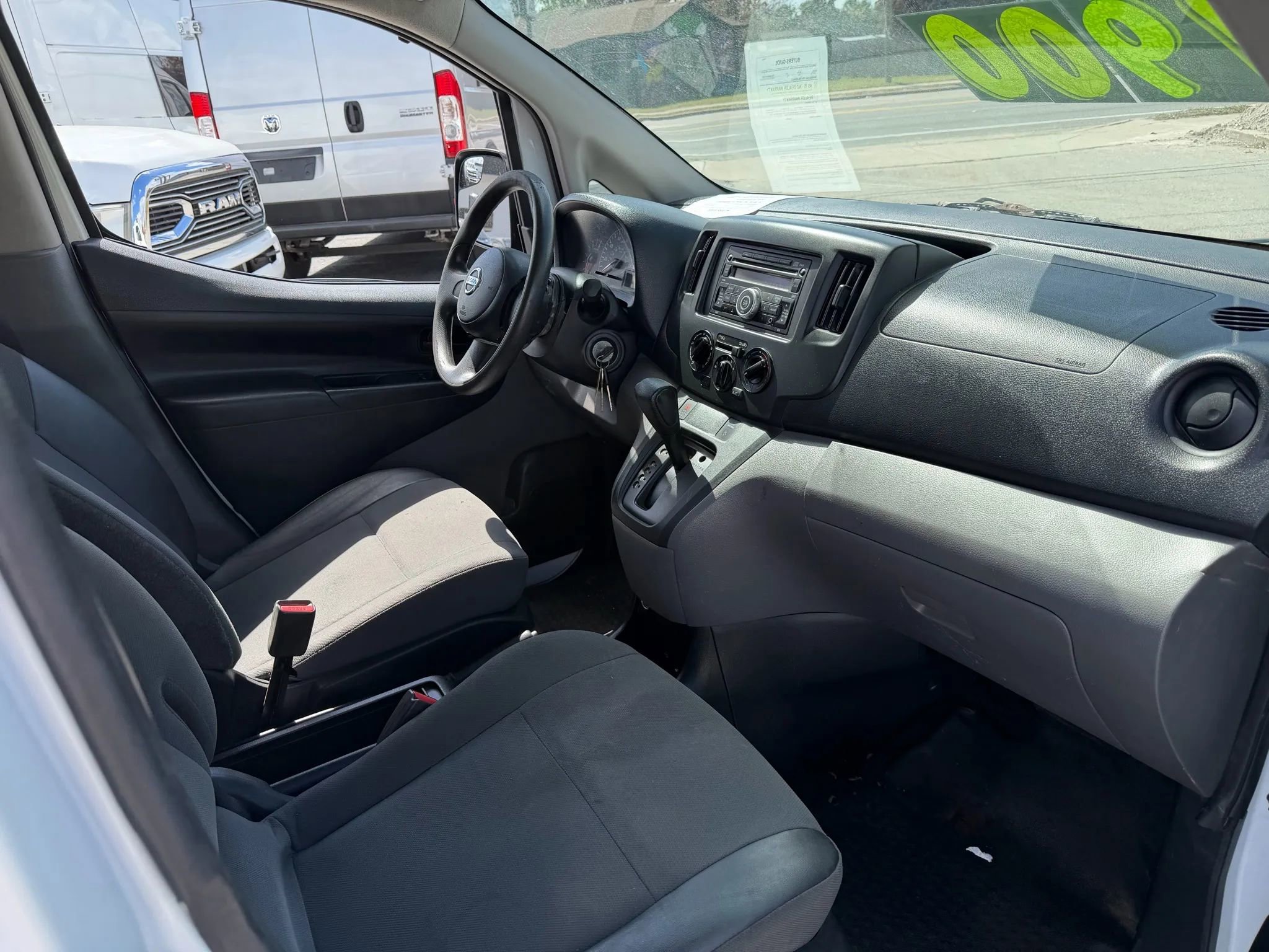 Used 2017 Nissan NV200 S image 11