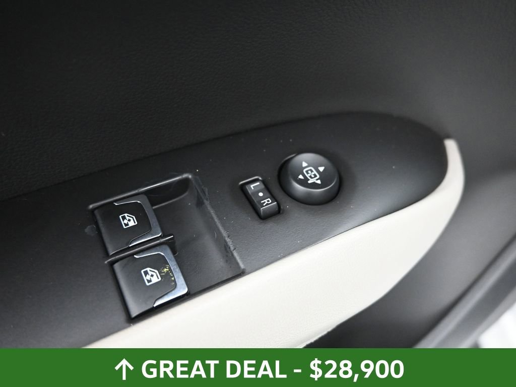 Used 2016 Cadillac ATS V w/ Luxury Package image 30