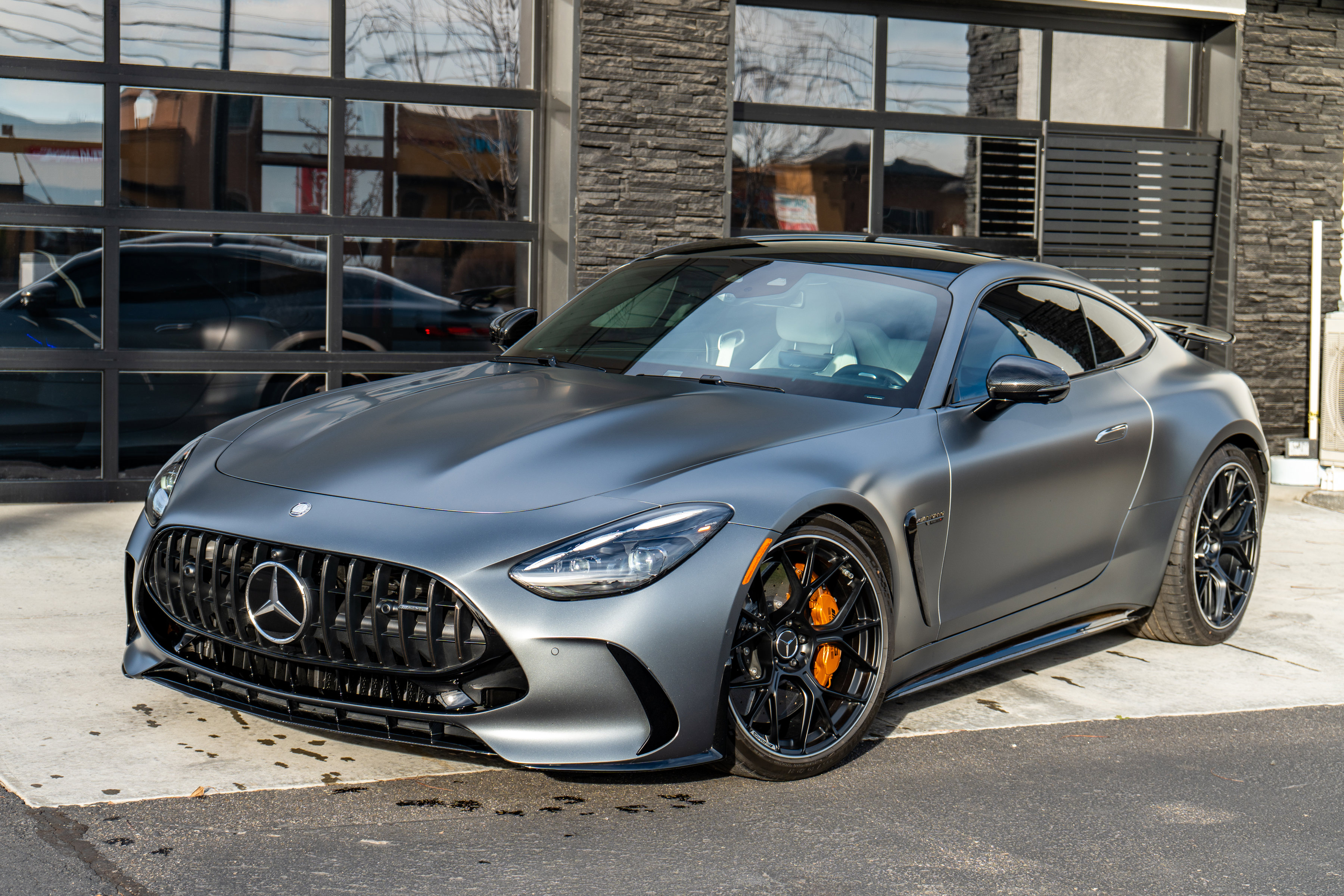 Used 2025 Mercedes-Benz AMG GT 63 image 3