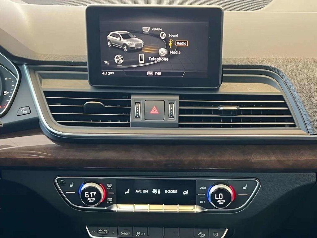 Used 2019 Audi Q5 2.0T Premium AWD/4WD image 25