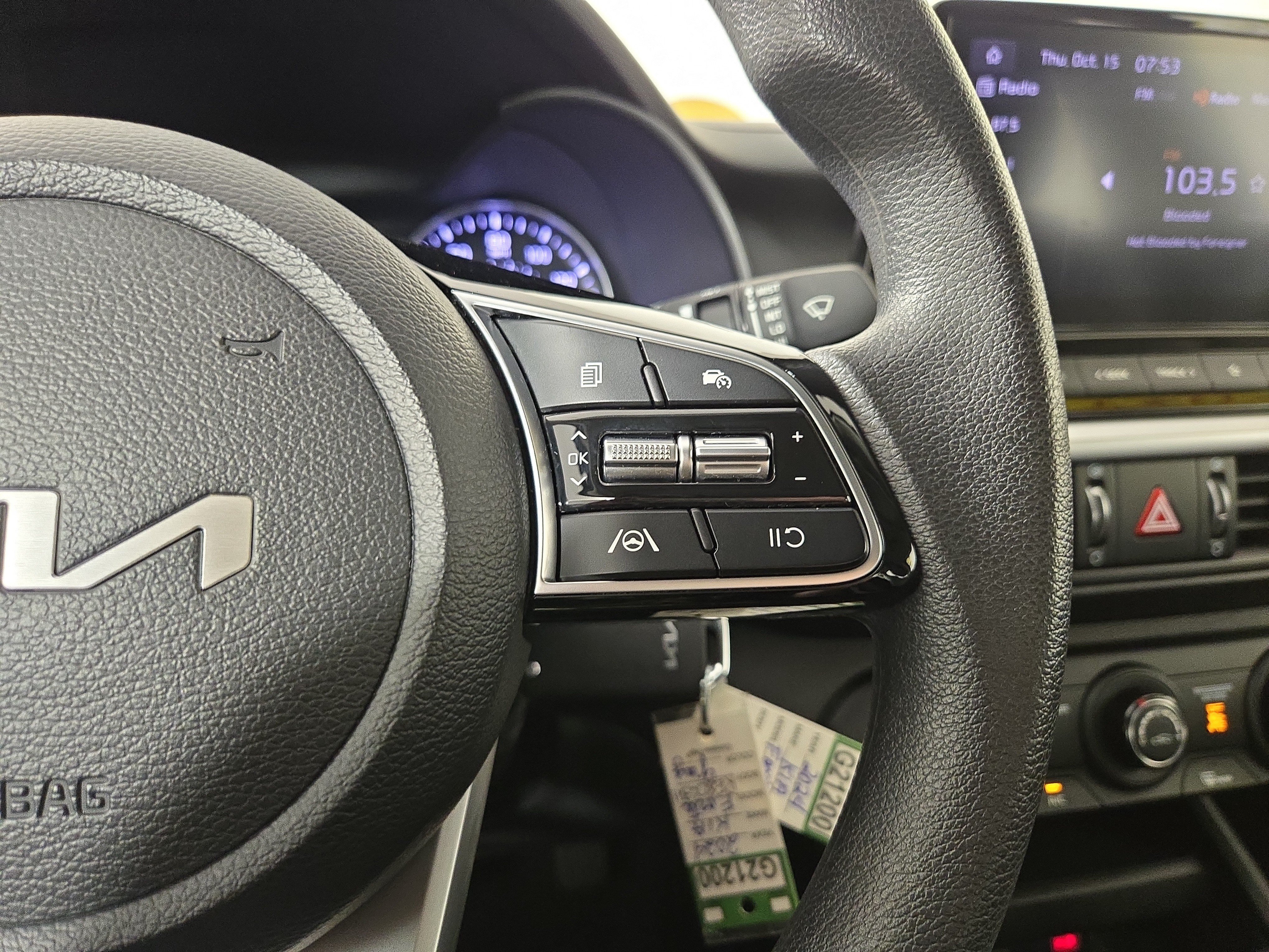 Used 2024 Kia Forte LXS w/ LXS Technology Package FWD image 16