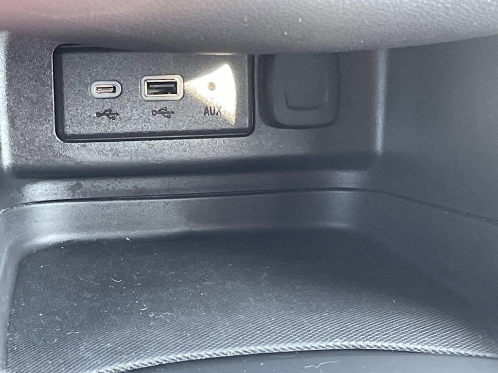 Used 2024 Chevrolet Equinox LT image 23