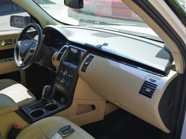 Certified 2019 Ford Flex SEL w/ Equipment Group 202A AWD/4WD image 25