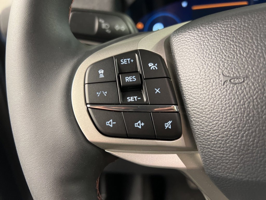 New 2026 Ford Explorer Active image 18