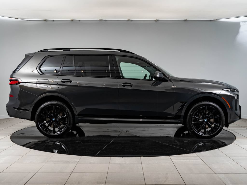New 2027 BMW X7 xDrive40i w/ M Sport Package AWD/4WD image 11